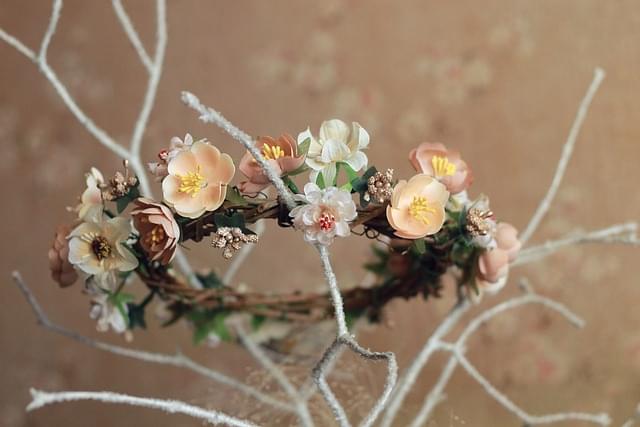 Guirlanda de botões cor de rosa.